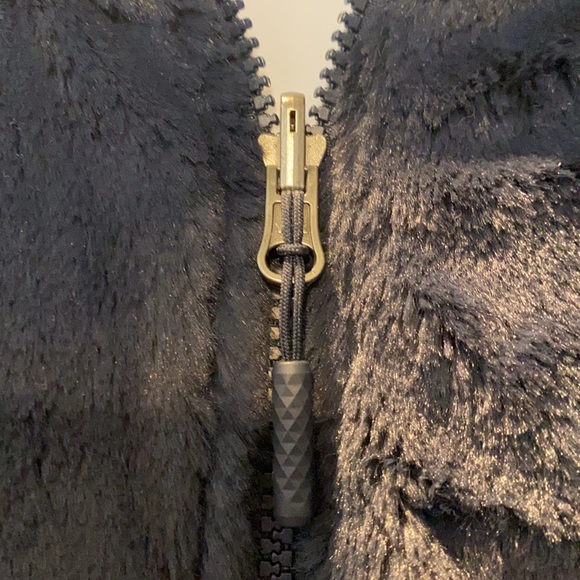 Women's North Face dark blue zippered reversible, coat,jacket, soft ,sz XS - Picture 12 of 16